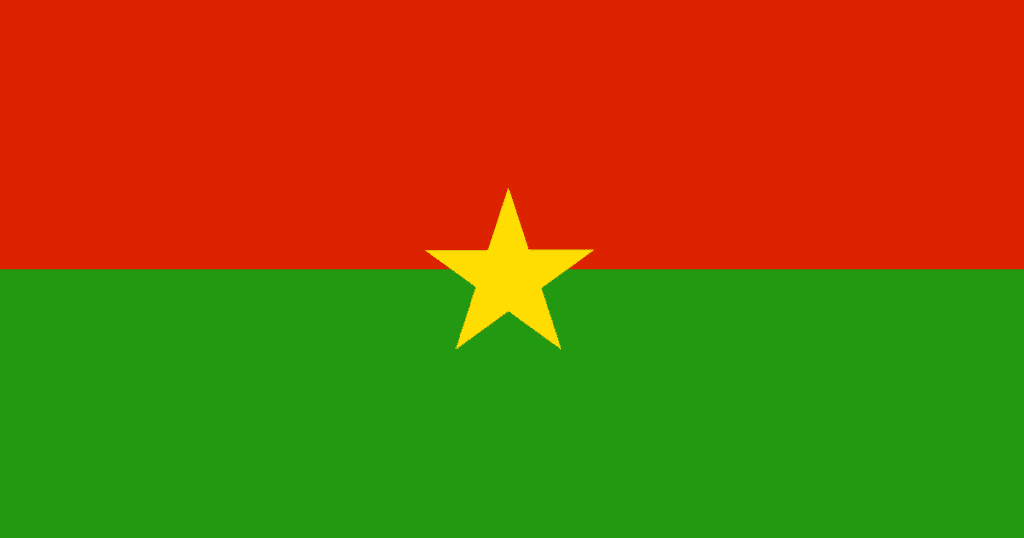 La bandera de Burkina Faso, un país que ha aprobado una ley que criminaliza la homosexualidad con penas de prisión.